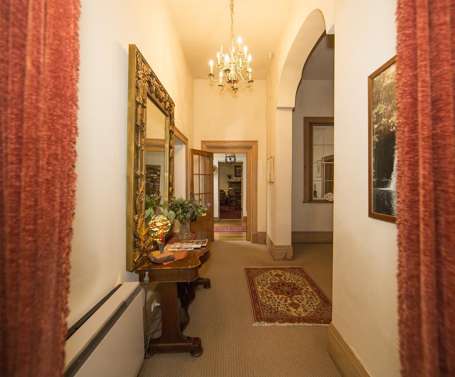 The Racecourse Inn Longford ภายนอก รูปภาพ