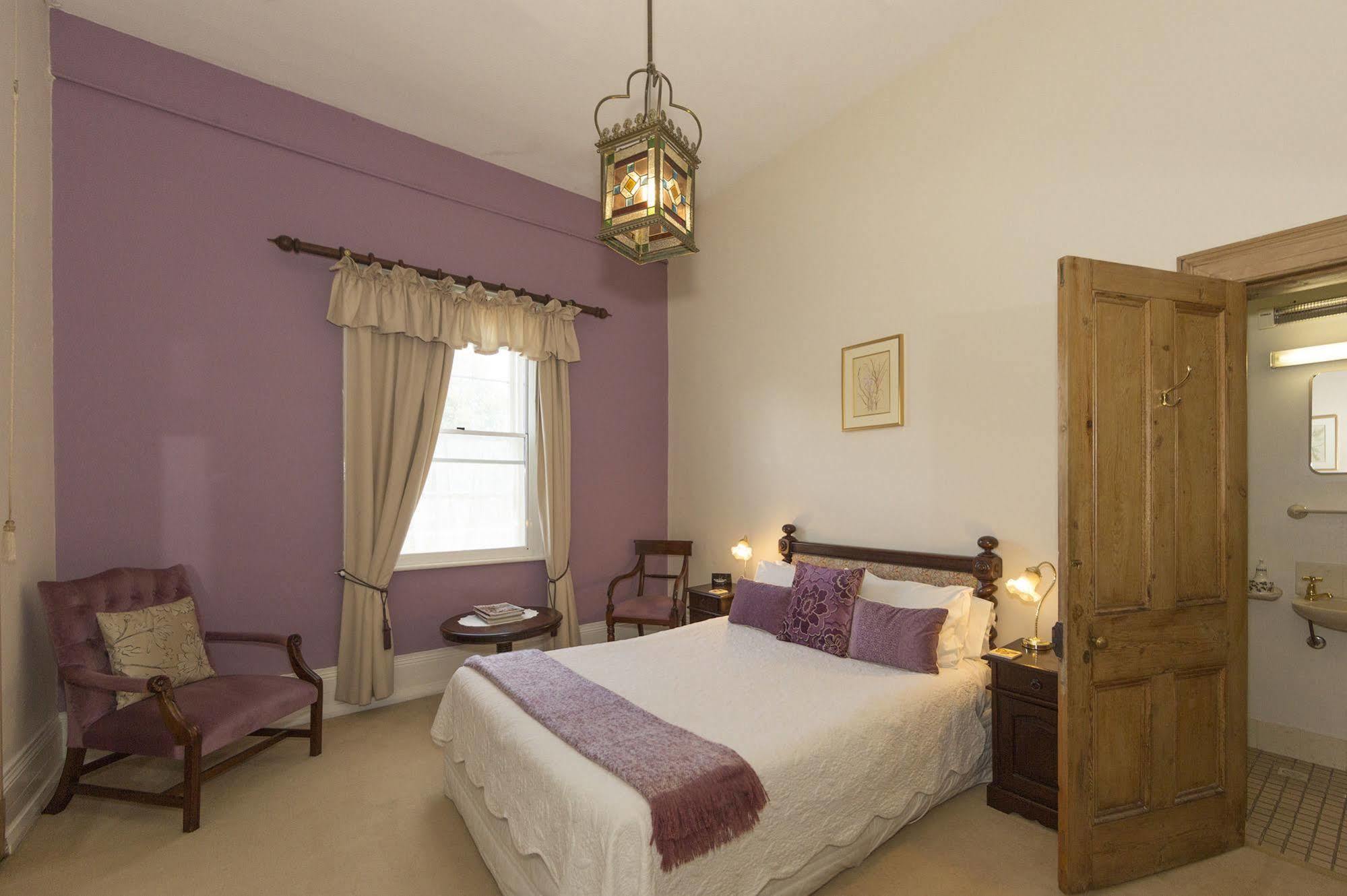 The Racecourse Inn Longford ภายนอก รูปภาพ